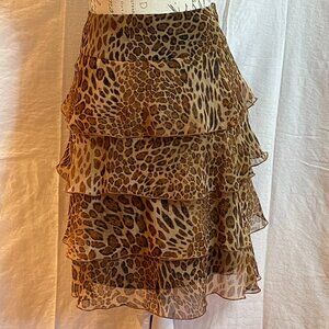 Animal print layered skirt size US 8